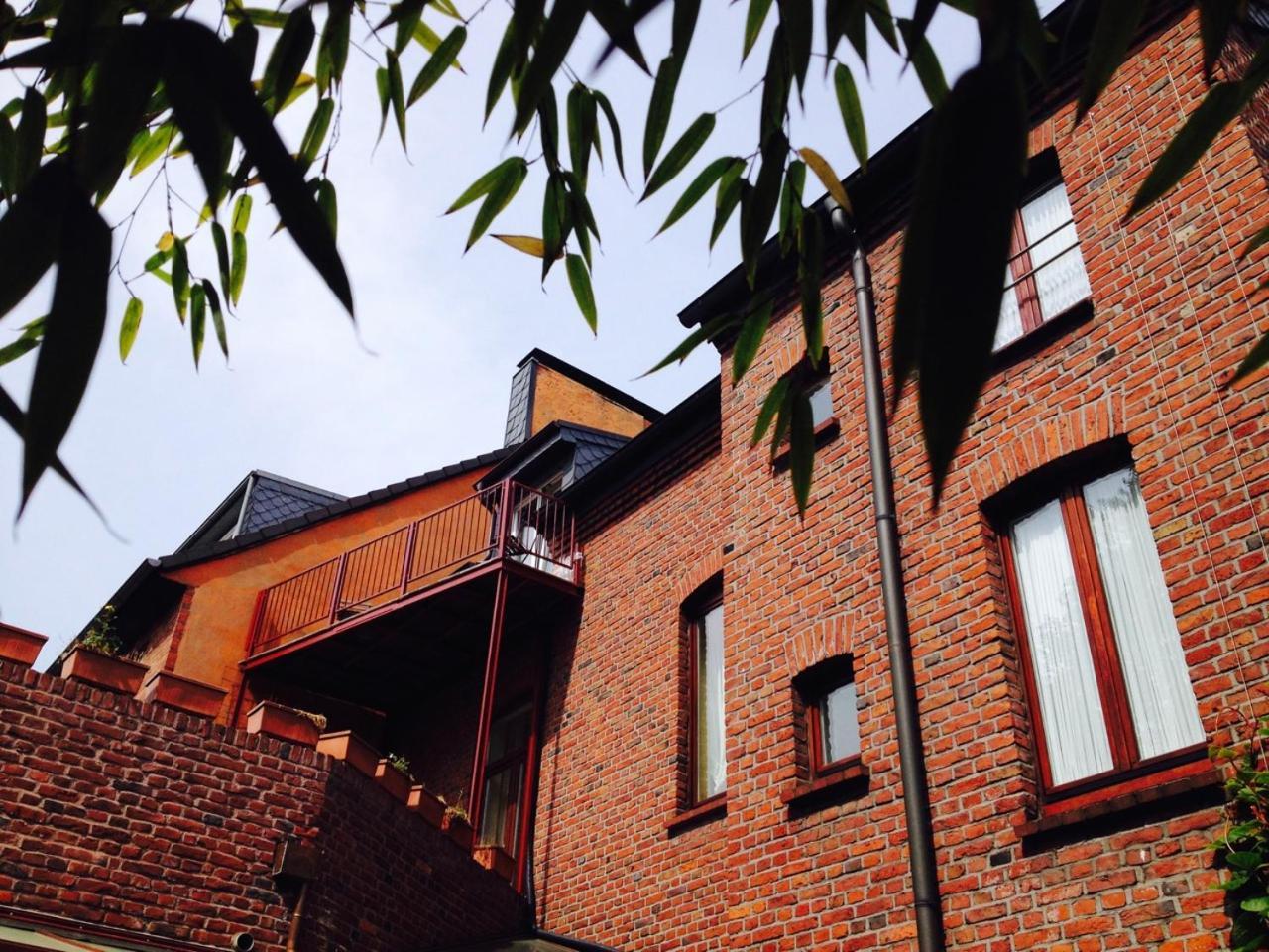 Moderne Studio Apartments Und 4 Zimmer Wohnungen In Oberhausen, Ideal Fuer Geschaeftsreisende Und Monteure Exterior foto