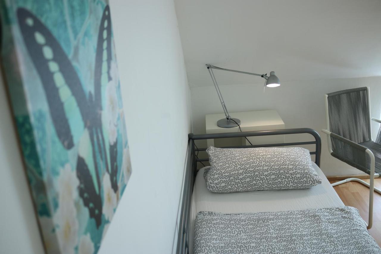 Moderne Studio Apartments Und 4 Zimmer Wohnungen In Oberhausen, Ideal Fuer Geschaeftsreisende Und Monteure Exterior foto