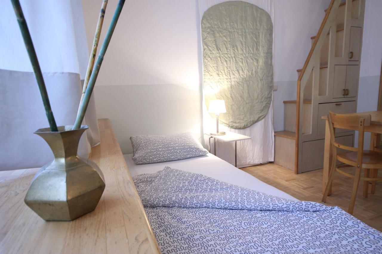 Moderne Studio Apartments Und 4 Zimmer Wohnungen In Oberhausen, Ideal Fuer Geschaeftsreisende Und Monteure Exterior foto