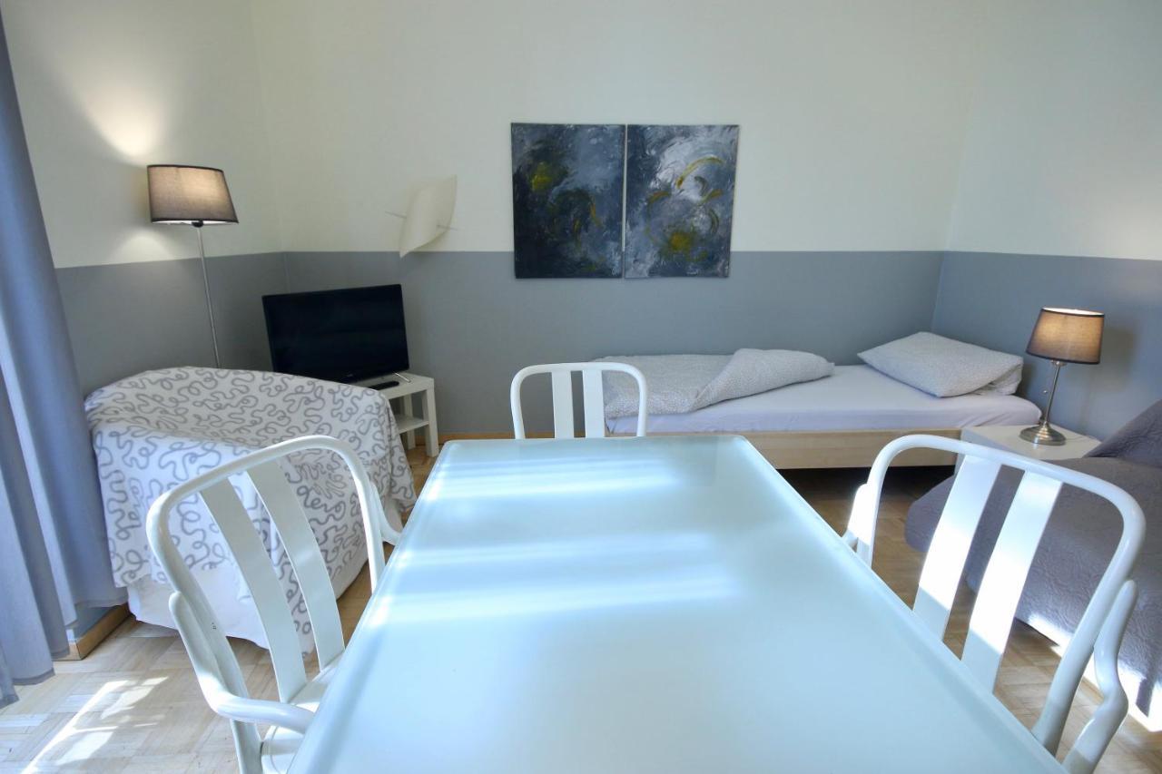 Moderne Studio Apartments Und 4 Zimmer Wohnungen In Oberhausen, Ideal Fuer Geschaeftsreisende Und Monteure Exterior foto